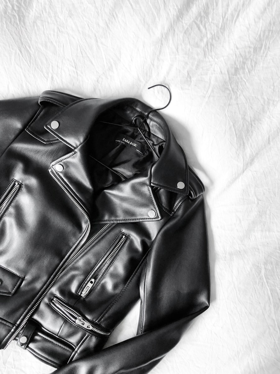 Brown leather gloves